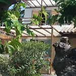 L'en Guest house