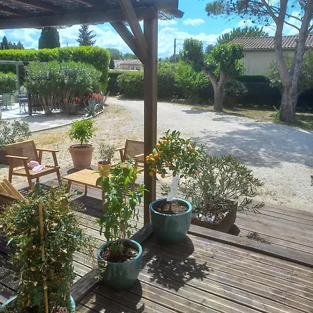 L'en Guest house
